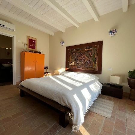 Pioppi Neri R&B Bed & Breakfast Felino Exterior foto