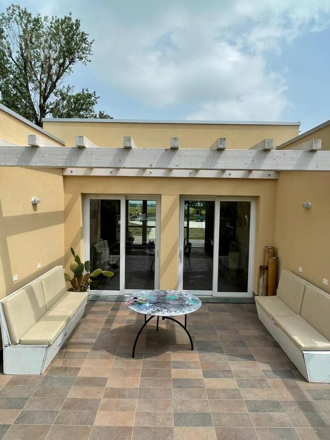 Pioppi Neri R&B Bed & Breakfast Felino Exterior foto
