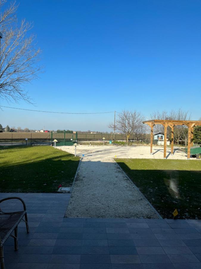 Pioppi Neri R&B Bed & Breakfast Felino Exterior foto